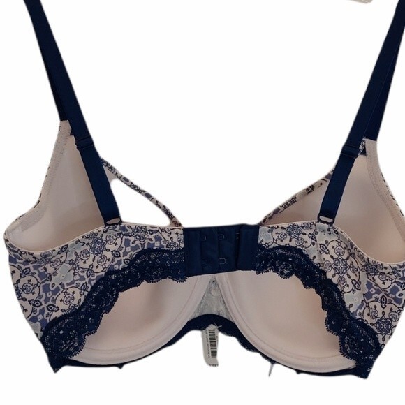Adore Me 32DDD 32F White Blue Demi Cup Bra Medallion Print NEW - Picture 2 of 8